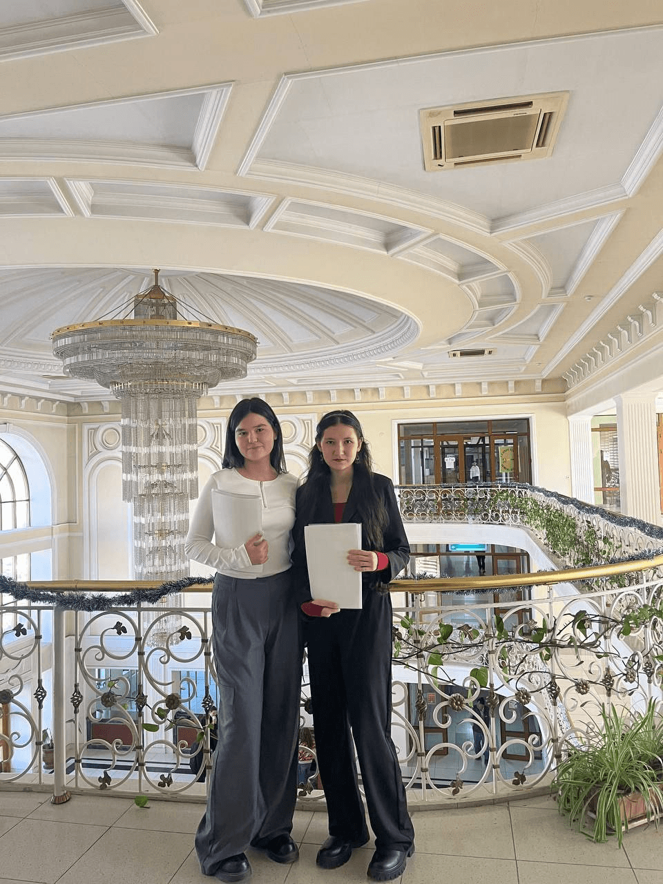 Студентки филиала МГУ в Ташкенте вошли в сборник материалов XIV конференции «Ломоносовские чтения»